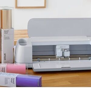 Cricut Maker 3 bundle in original packaging w/ warranty +100 accessories